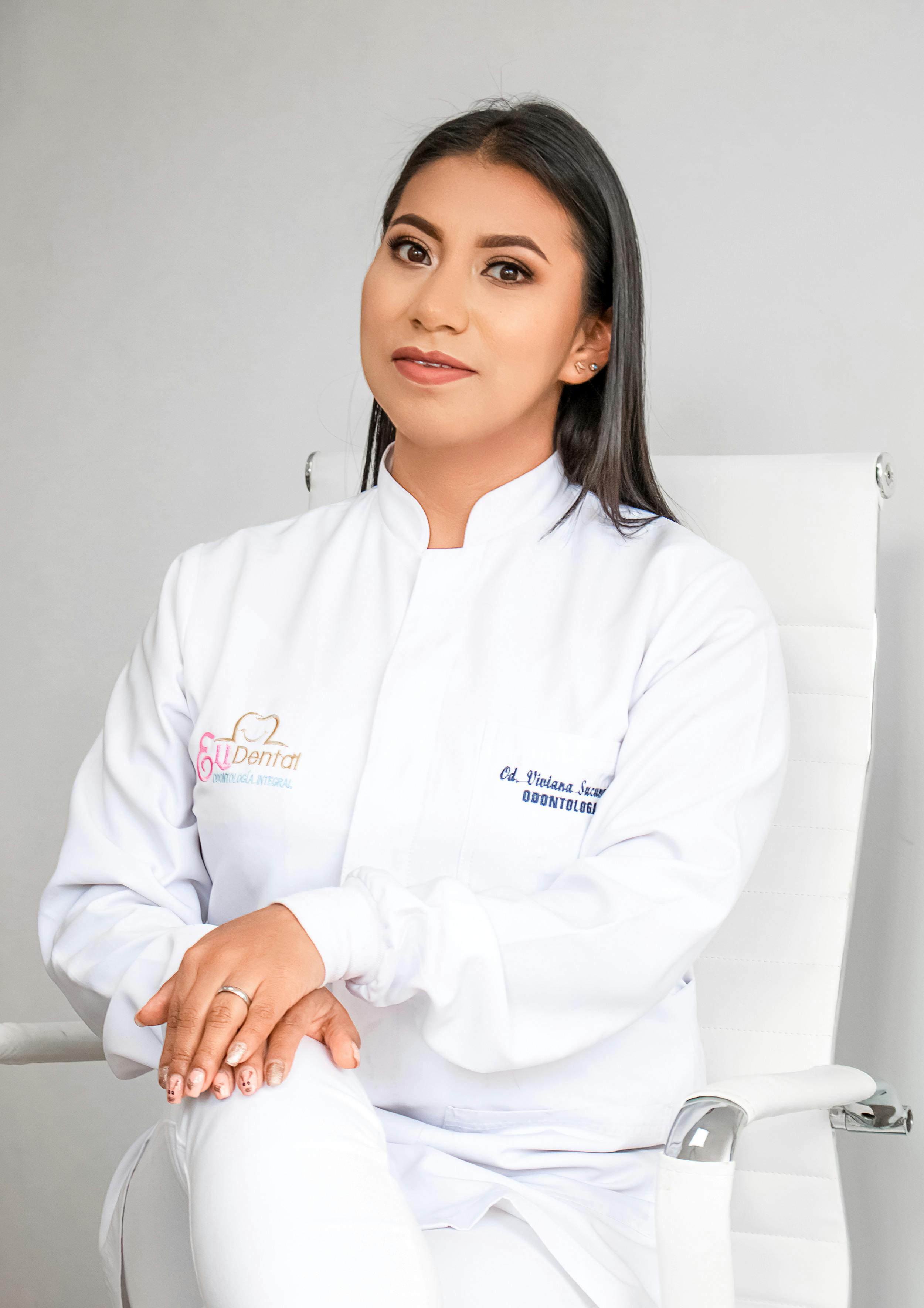 Dra. Valeria Altamirano